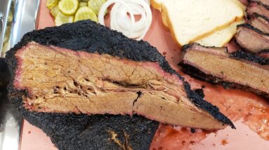 How to Cook BRISKET in the OVEN, Texas Style