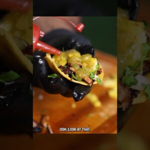 Easy SALSA VERDE recipe for tacos al pastor (spicy!)