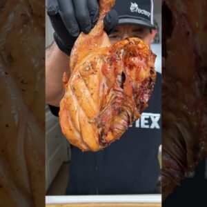 Texas-style & Cook-off Chicken Halves on the @recteq  Bullseye 🎯 Boom! 👊🏽 Both deeeelicious!