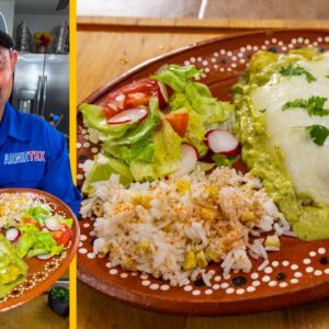 How to Make Enchiladas Suizas like the best Mexican Restaurants (Cheesy Chicken Enchiladas Recipe)