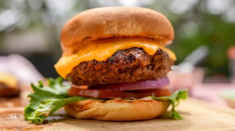 The BEST Burger I've Ever Made...Seriously.  #monumentgrills
