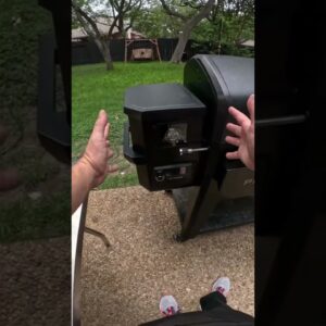 How to use a pellet smoker. 🔥